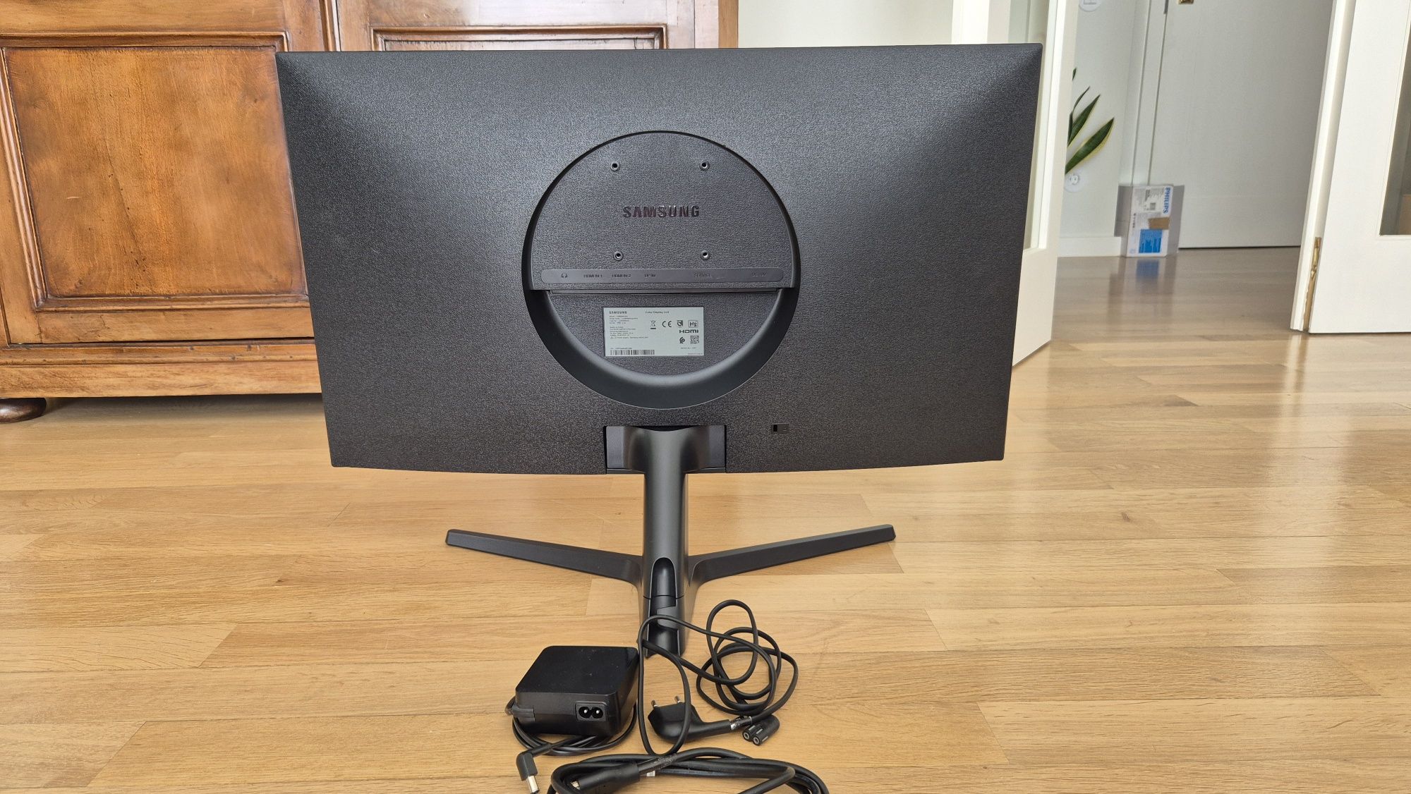 Monitor Samsung 28"