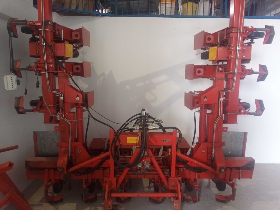 Siewnik do buraków 12 rzędów Becker centra super 2, ( części )