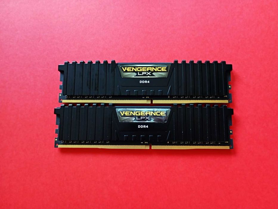 DDR4 32GB CoRsaiR 3600 -Komputer