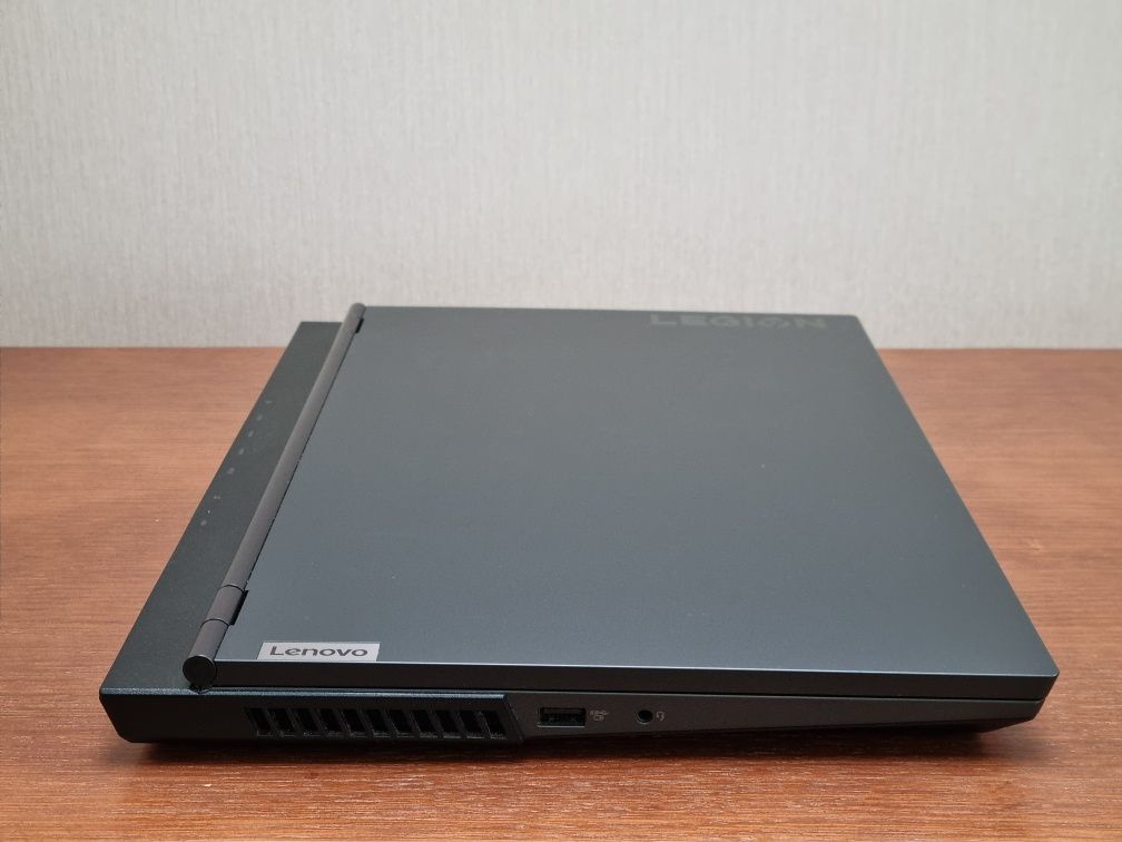 Ноутбук LENOVO Legion 5 15ARH05 Phantom Black