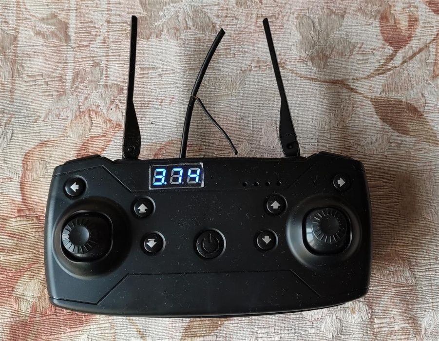 Пульт Дрон Квадракоптер Е68 E58 Eachine Drone