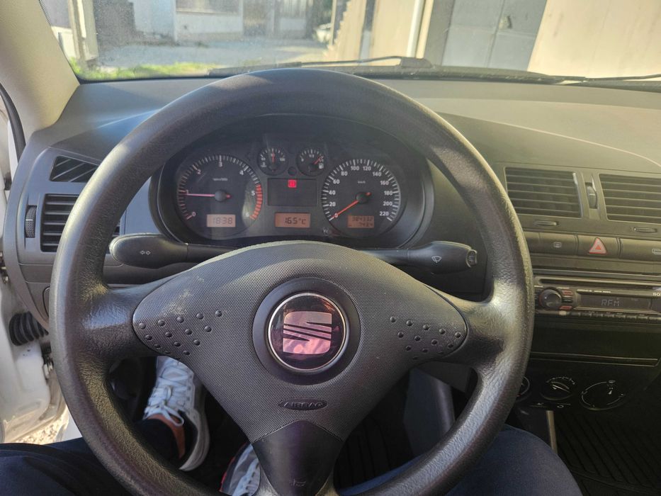 Vendo Ibiza ou troco por mota