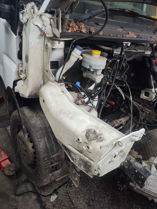 ćwiartka podłużnica fartuch prawy przód iveco daily 2014-