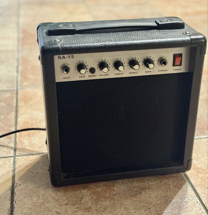 Piecyk wzmacniacz gitarowy ga 15
