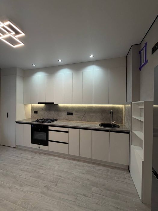 Сертифікат, Однокімнатна з ремонтом!