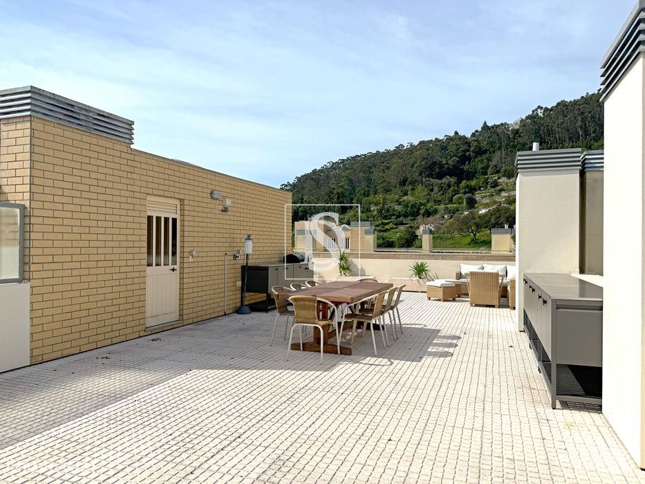 Apartamento T2 que pode ser o seu T3 com terraço privativo um espaço e