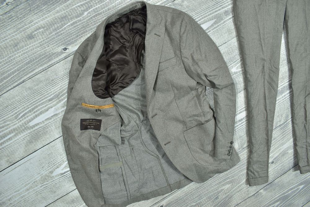 Onesto Wełniany Garnitur Męski Super 120 / 46