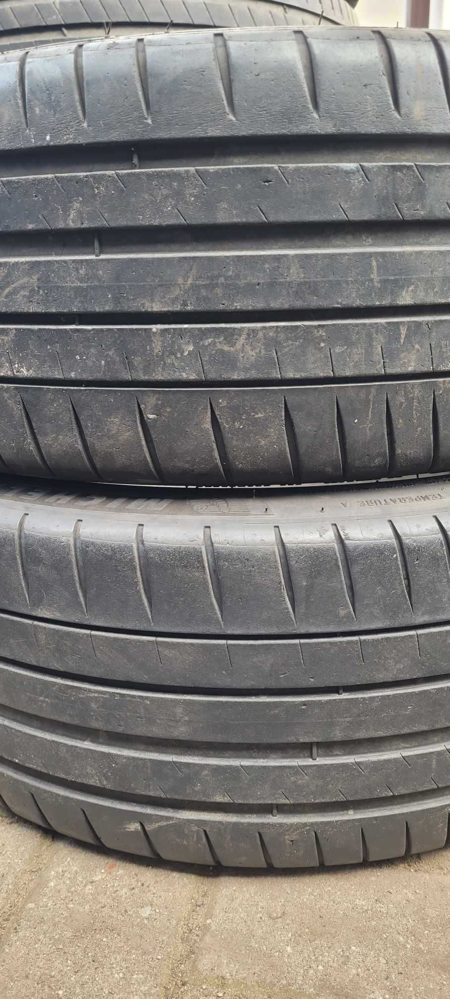 Michelin Pilot Sport R18 205/40