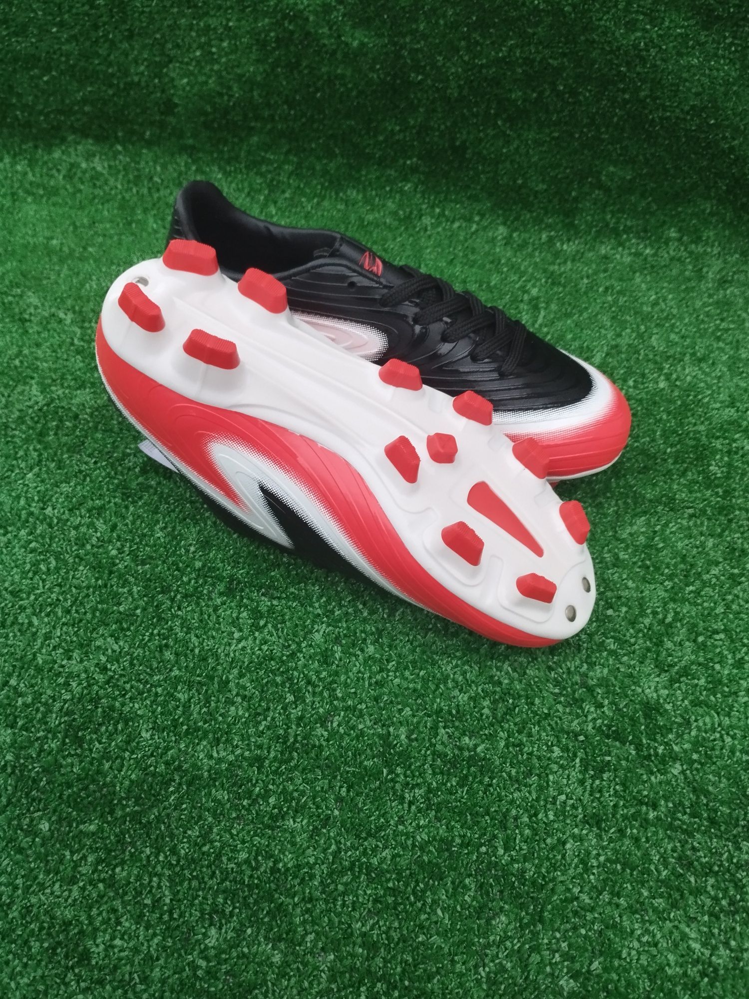 Korki buty do piłki GOFC czerwone Red Black czarne białe 31