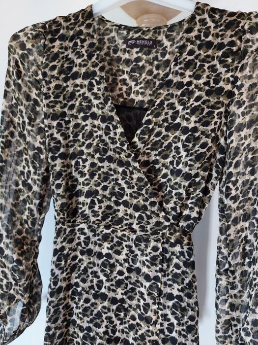 Vestido preto e caqui