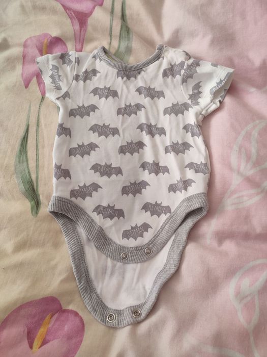 Одежда на 3-6 місяцев