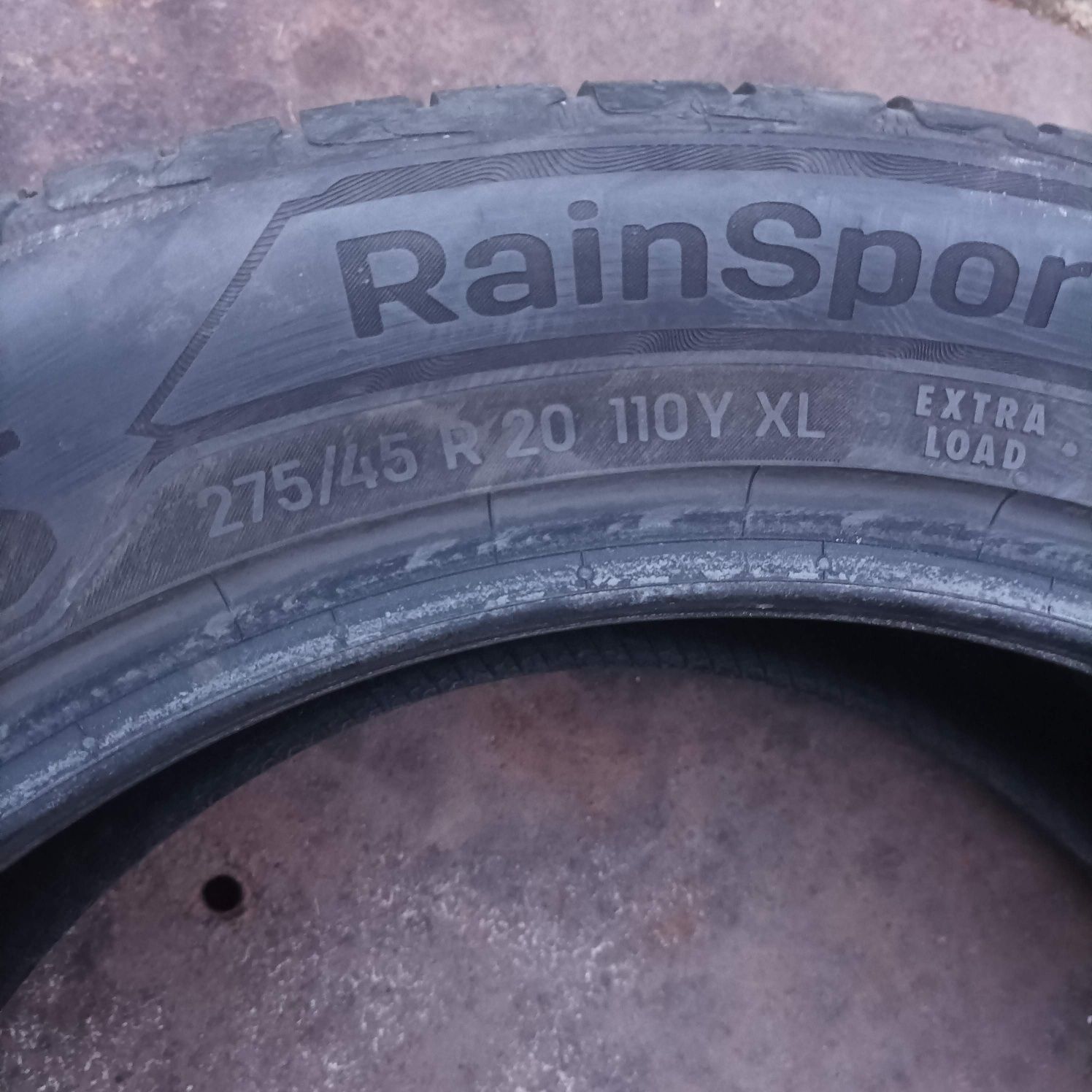 Opony 275/45R20 uniroyal