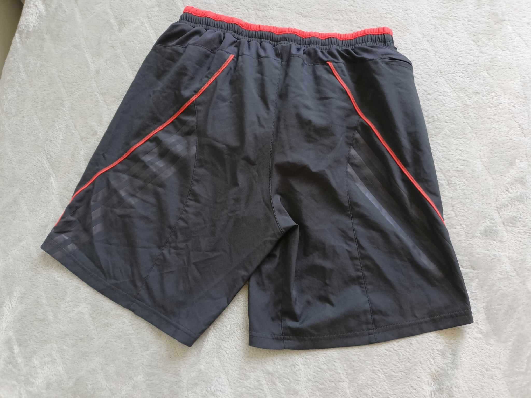 Męskie spodenki/szorty treningowe Adidas - ciemnoszare, rozmiar S