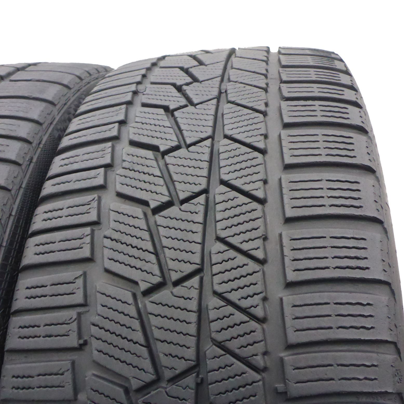 opony zimowe 225/40 R19