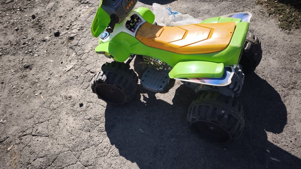 Детский квадроцикл на аккумуляторе