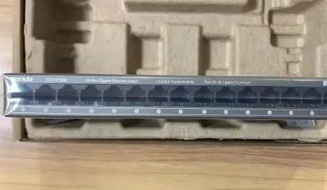 Комутатор 16 портів Gigabit Ethernet (10/100/1000) Tenda