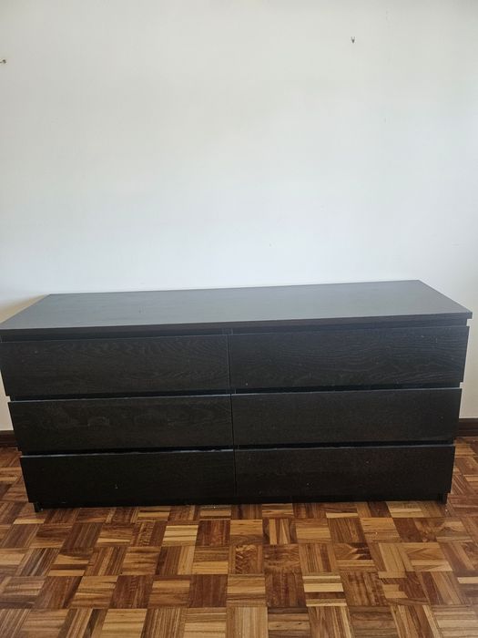 Comoda malm castanha