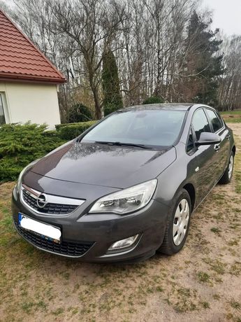 Opel Astra OPEL Astra 1.6 115KM 2010