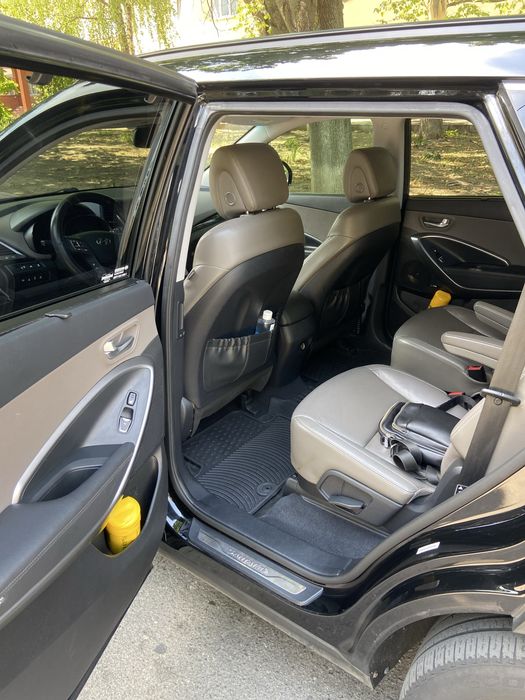 Hyundai grand santa fe