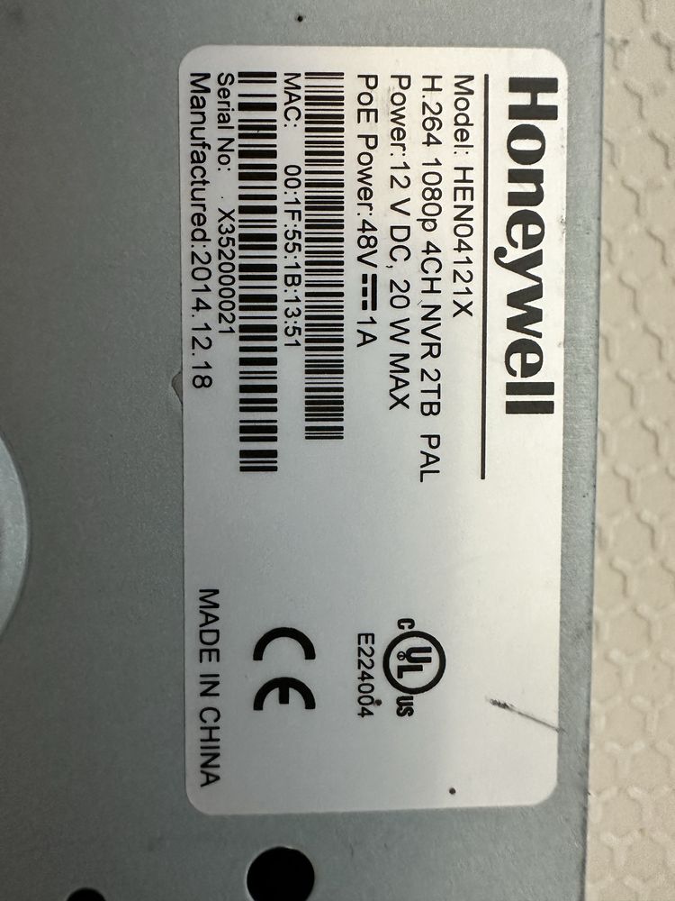 Rejestrator honeywell pro 4 IP kamery HDMI 4x PoE, I/O, Audio, HDD 2TB