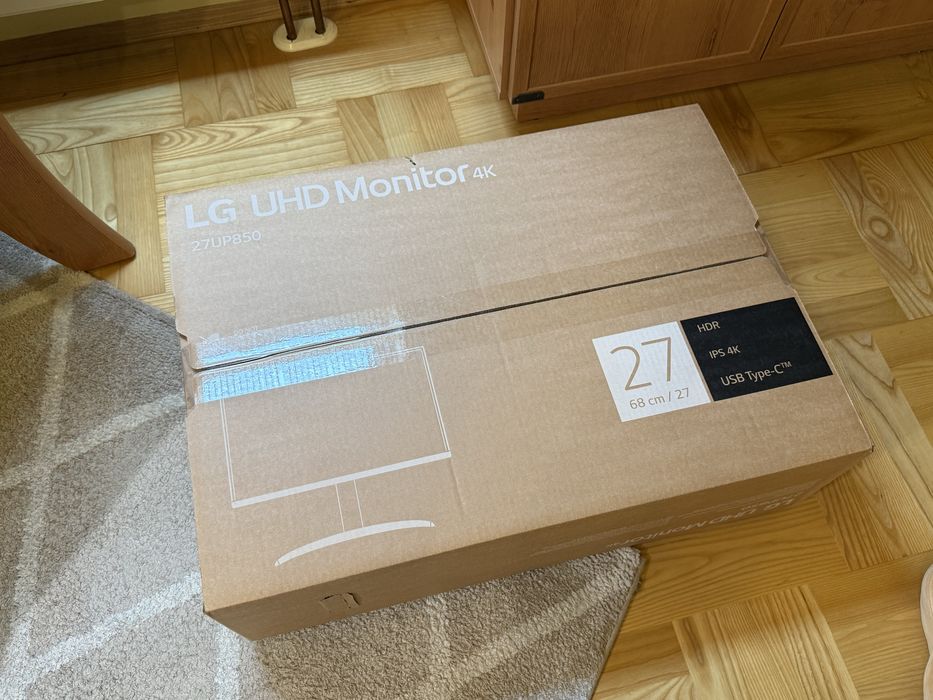 LG 27UP850N-W 4K HDR