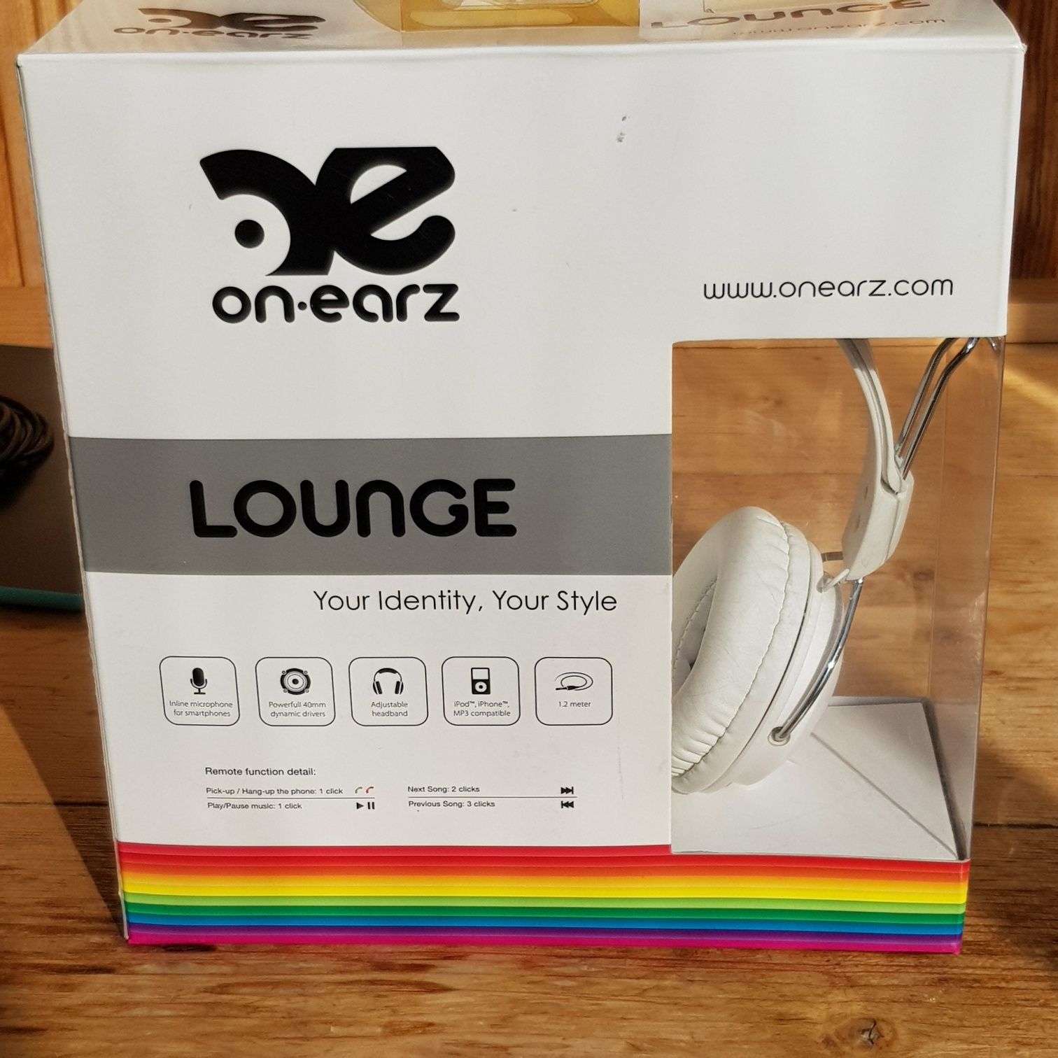 Навушники On-Earz Lounge White провідні