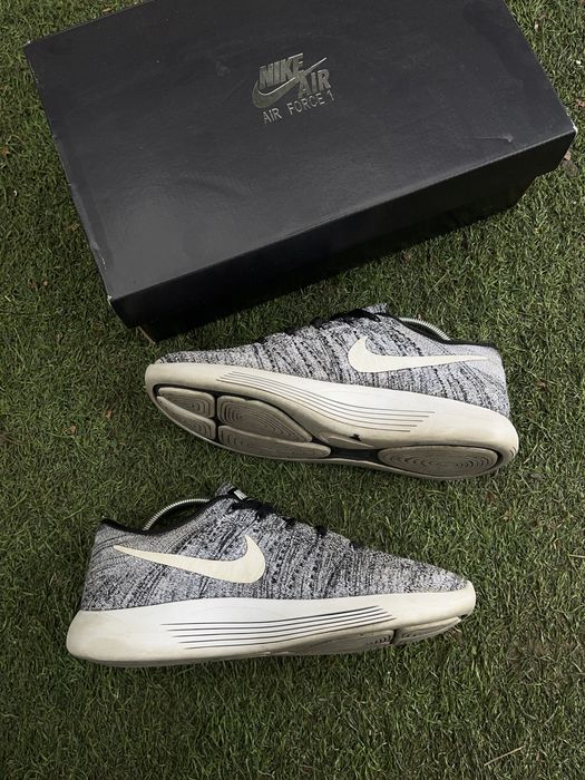 Кросівки Nike LunarEpic Flyknit Low 40 (оригінал)