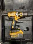 Wkrętarka dewalt DCD795
