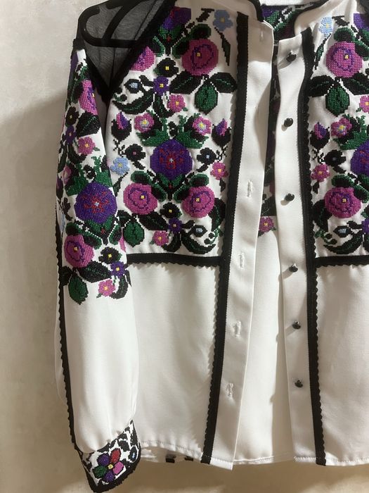 Розпродаж вишиванки!