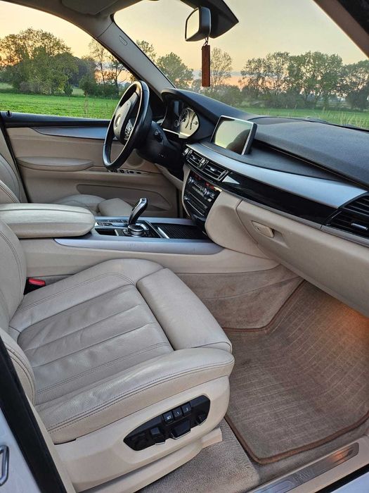 BMW X5 3.0 D zadbana możliwa zamiana na MINIKOPARKE 2,7 Tony