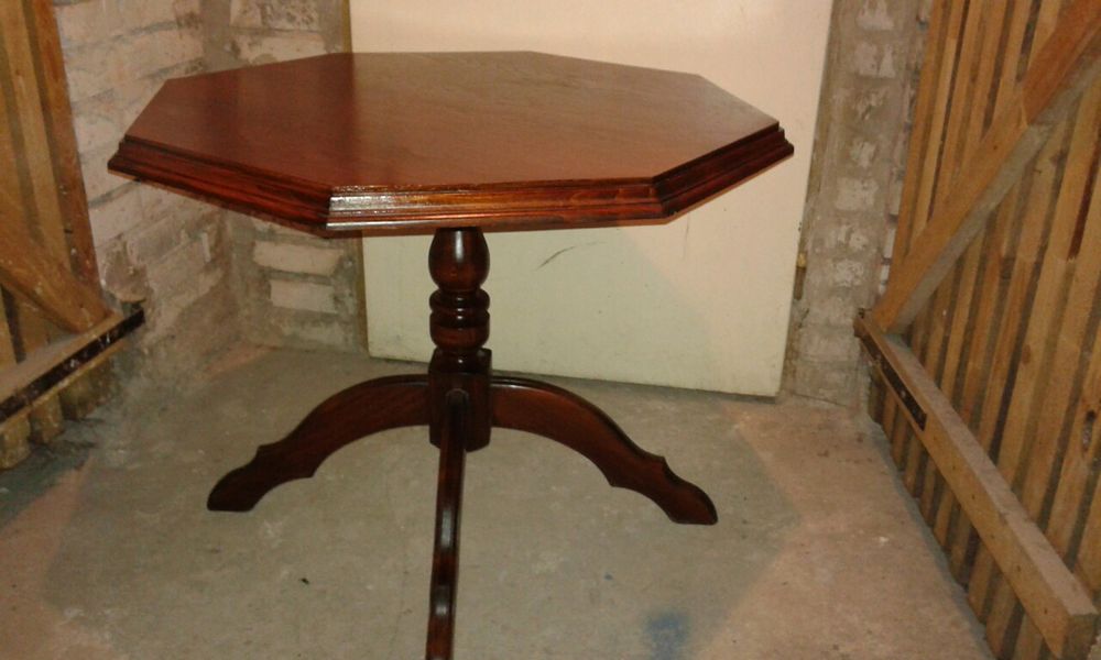 Stolik kawowy zadbany