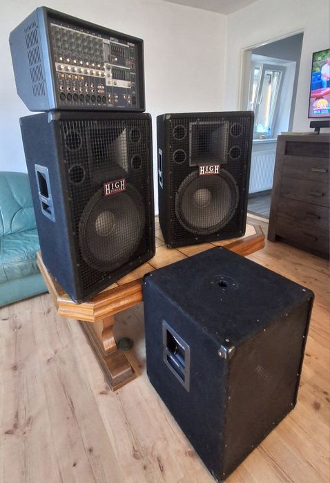 Kompletne nagłośnienie 2x 500 watt yamaha emx 512sc