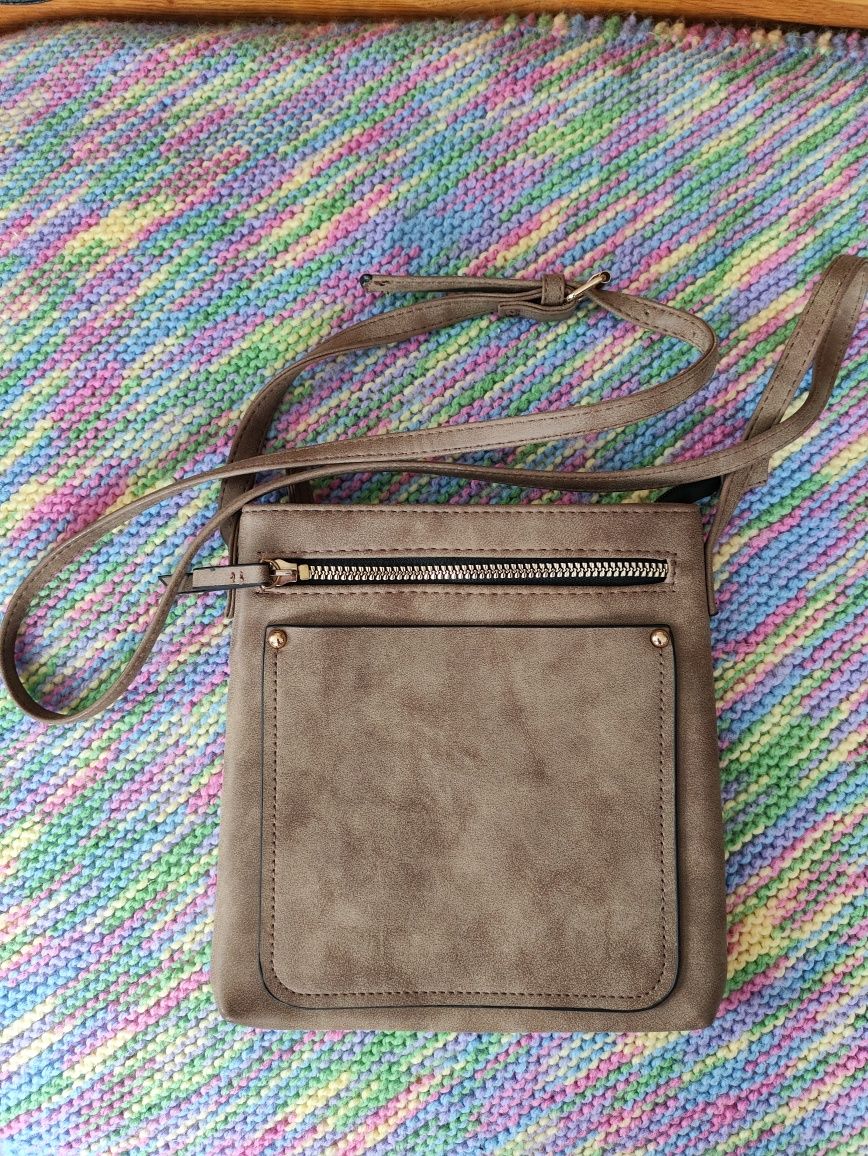 Torebka listonoszka PRIMARK b.dobry stan