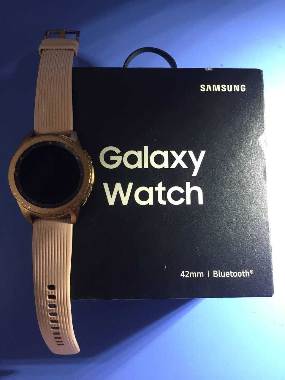 Смарт-часы Samsung Galaxy Watch 42mm Gold (SM-R810NZDASEK)