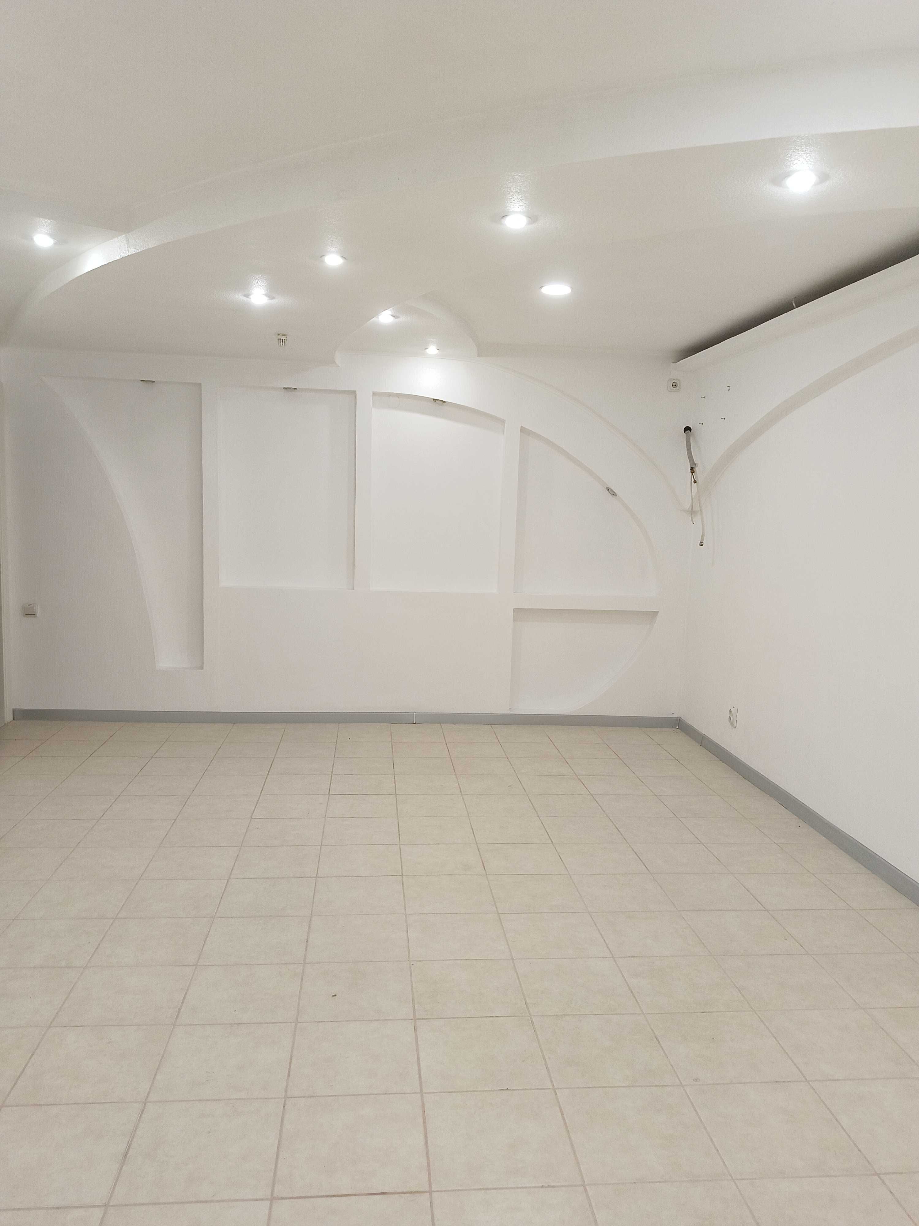 Сдам в аренду фасадное помещение 50 м.кв Кулика/Мира.