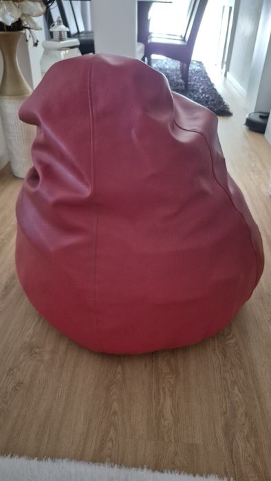 Puff tipo pêra polipel vermelho