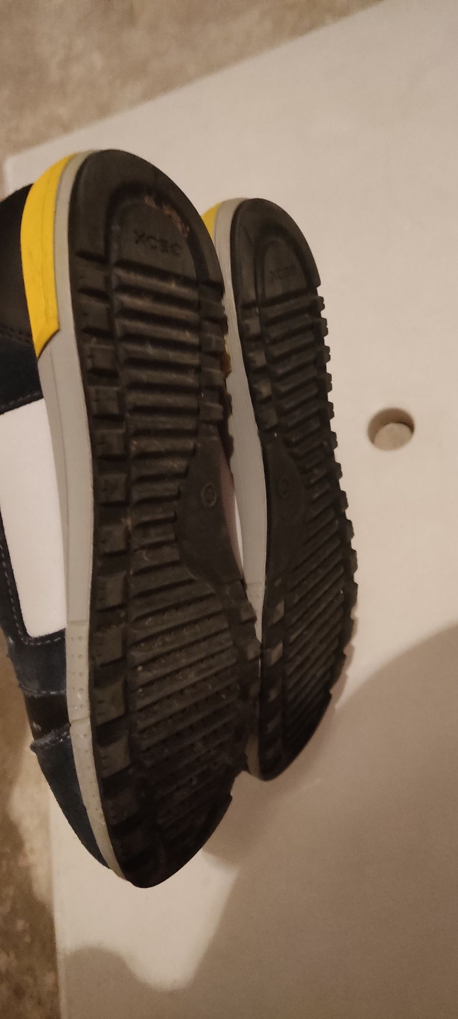 Buty chłopięce Geox 39 jak nowe okazja !!!