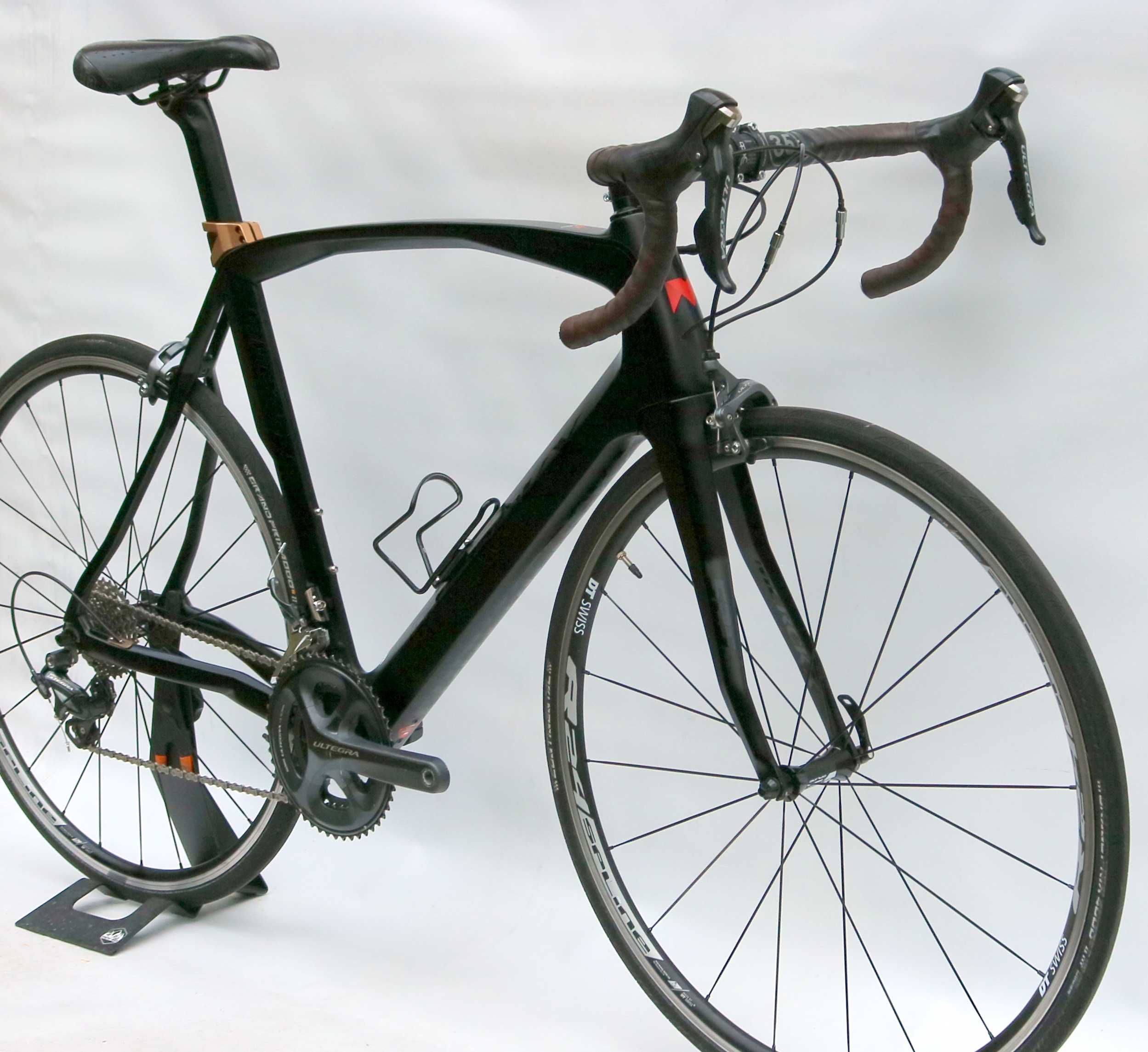 Rower szosowy EDDY MERCKX EMX 525, Ultegra 8kg.