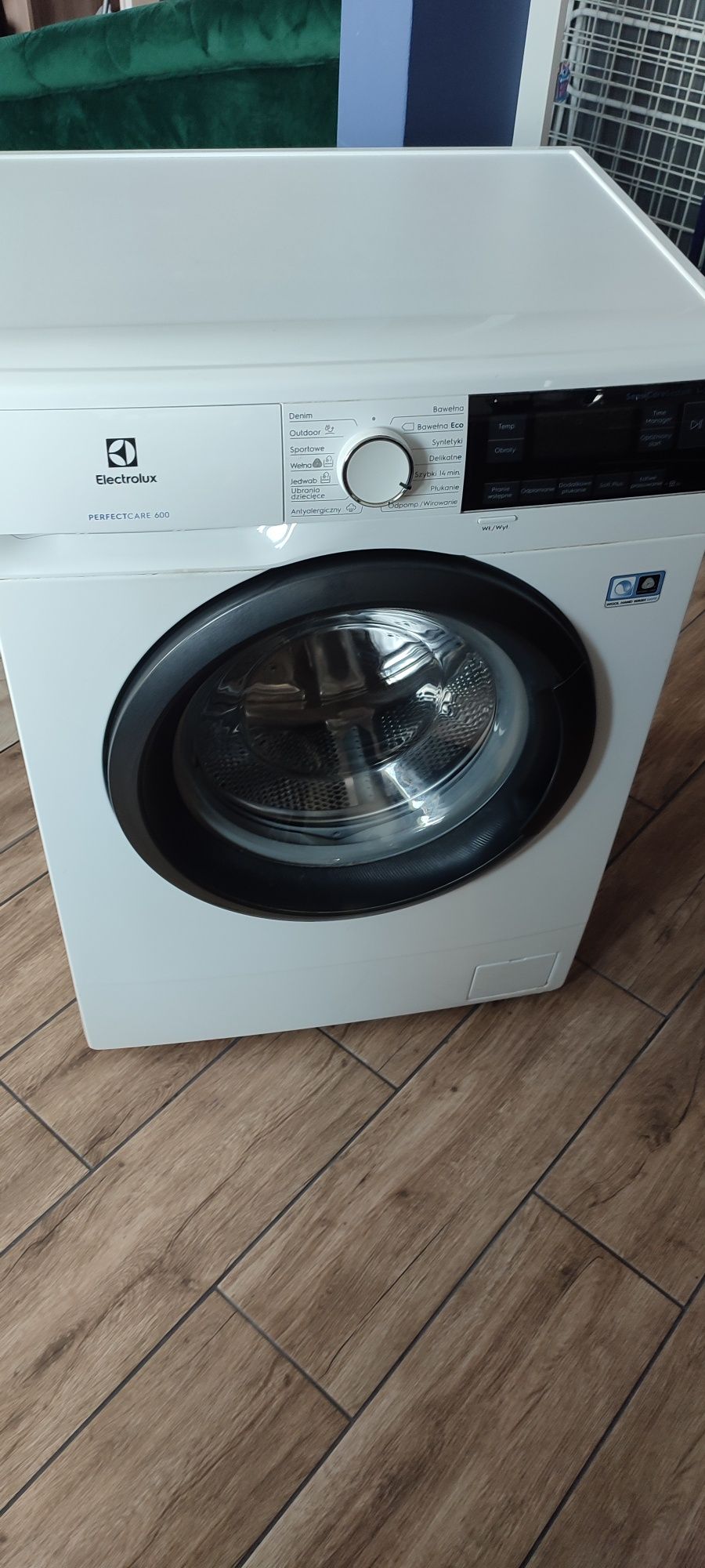 Pralka Electrolux PerfectCare 600