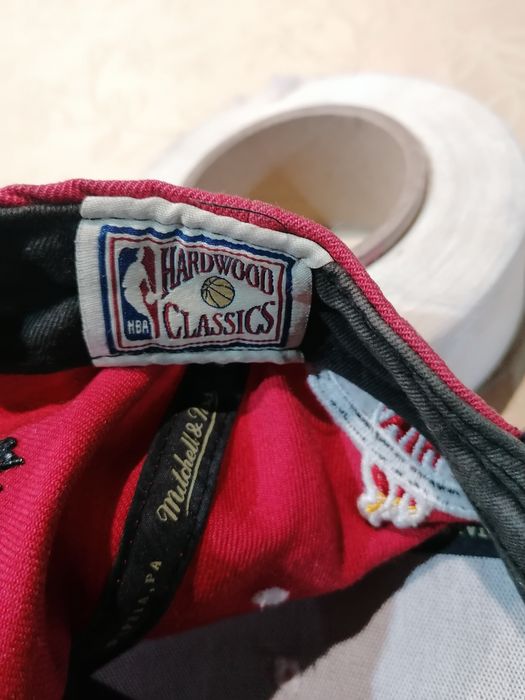 Boné Miami heat vermelho