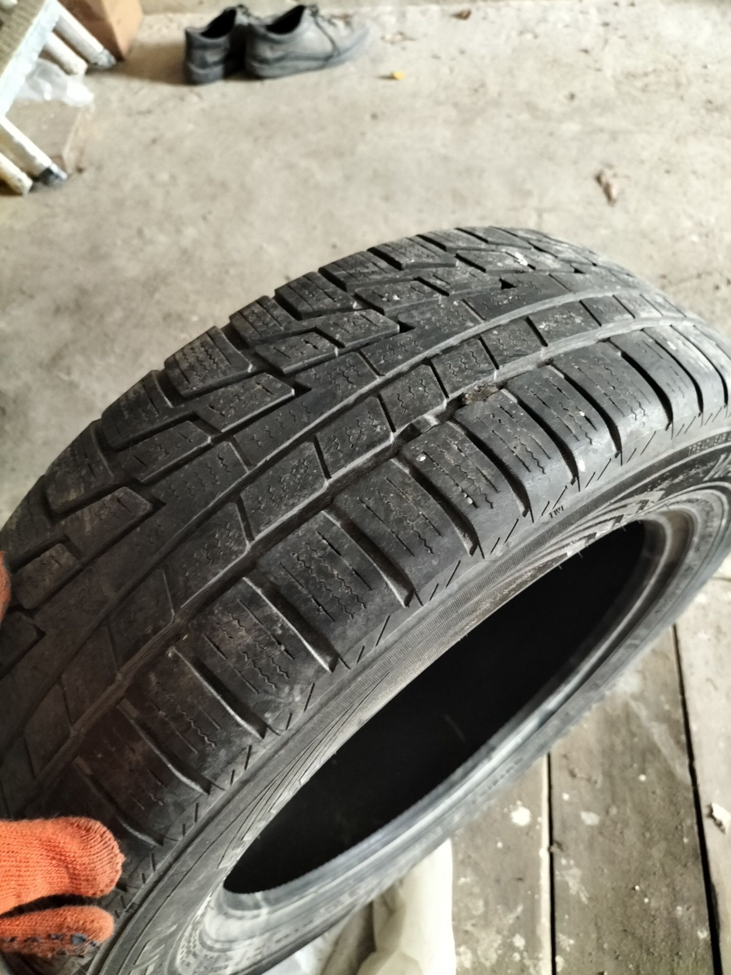 Шина nokian 185/65 R15 одна