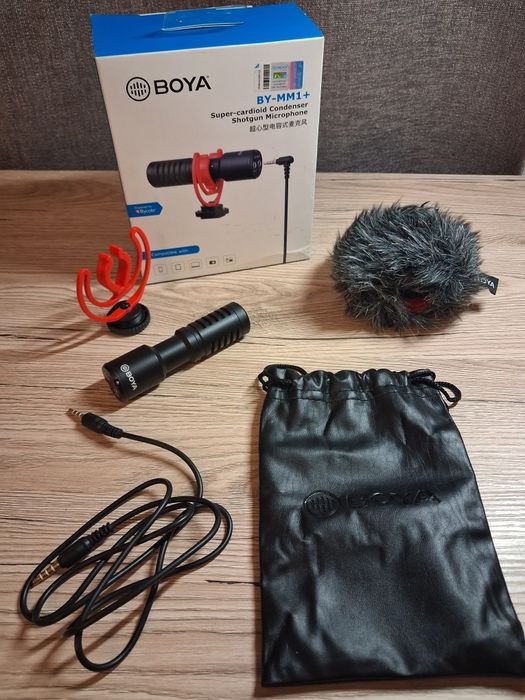 Мікрофон для телефону і камери BOYA BY-MM1