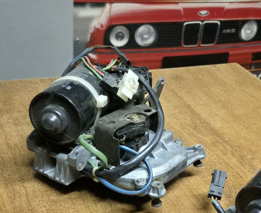 BMW E36 CABRIO Silnik Napęd Dachu Elektrycznego Składanego 8.353576