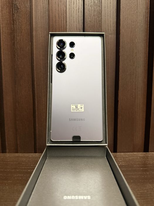 Samsung s25 Ultra Titanium Silver Blue