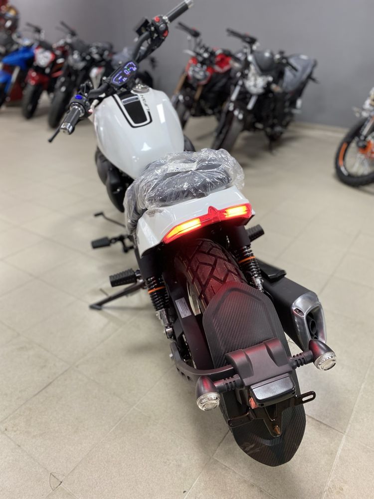 Мотоцикл Lifan V16 S 250