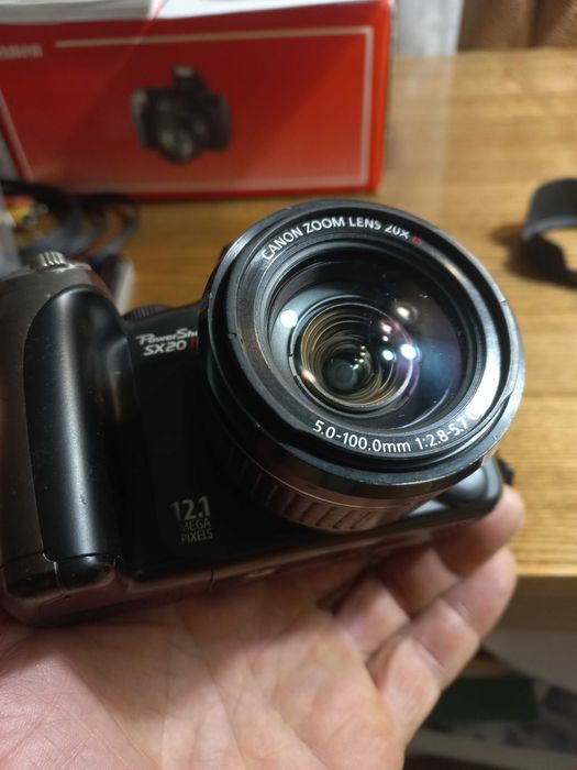 Canon PowerShot SX20 IS