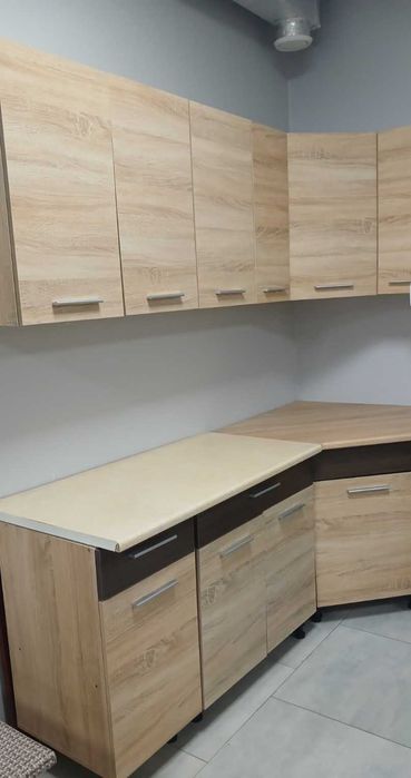 Дeшeва кухня з плити