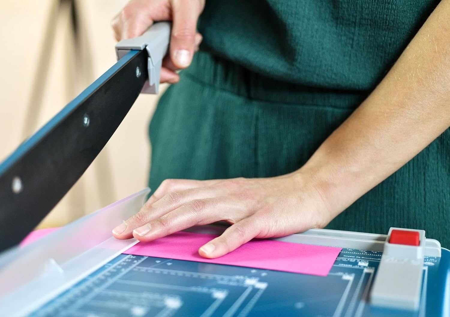 Dahle 533 Krajarka papier 15 arkuszy DIN A4 niebieska