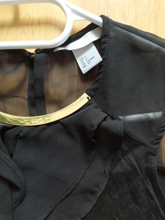 Elegancka koszulka na ramiączka czarna 36