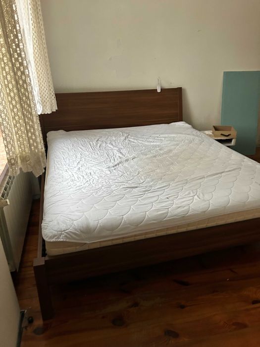 Używane łóżko do sypialni 180x210